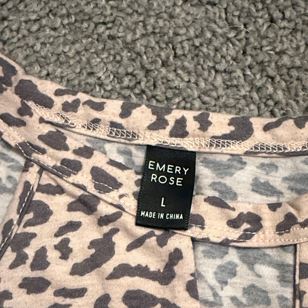 Leopard Print Tank Top - Picture 2 of 3